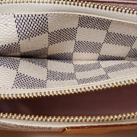 Louis Vuitton Double Zip Pochette in Azur - Picture 8 of 13